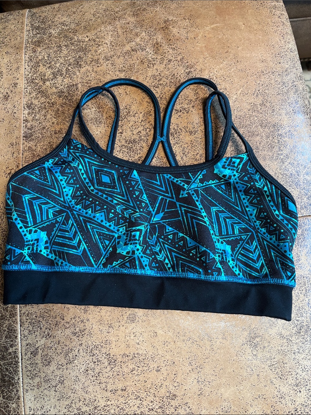 GAIAM Black & Teal Geometric Strappy Sports Bra